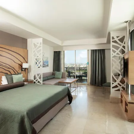 Paloma Oceana リゾート 5*