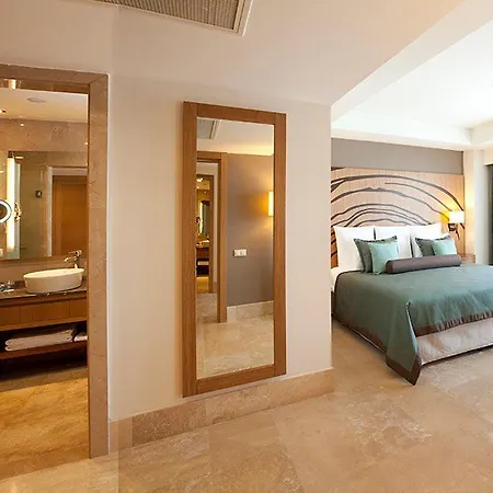 Paloma Oceana リゾート 5*